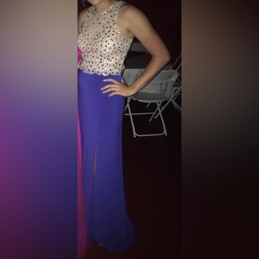 Prom Dress - Picture 4 of 4